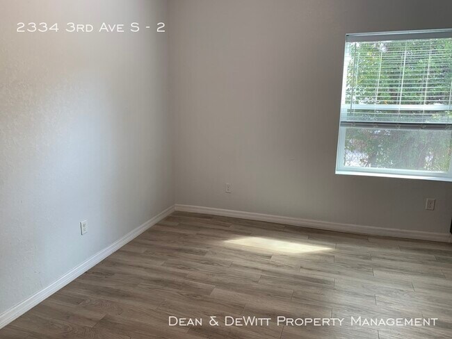 Foto del edificio - 2334 3rd Ave S