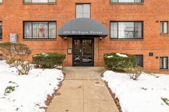 Building Photo - 1031 Michigan Ave NE