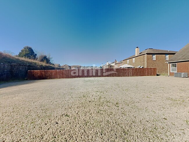 Building Photo - 1025 Fulman Rd