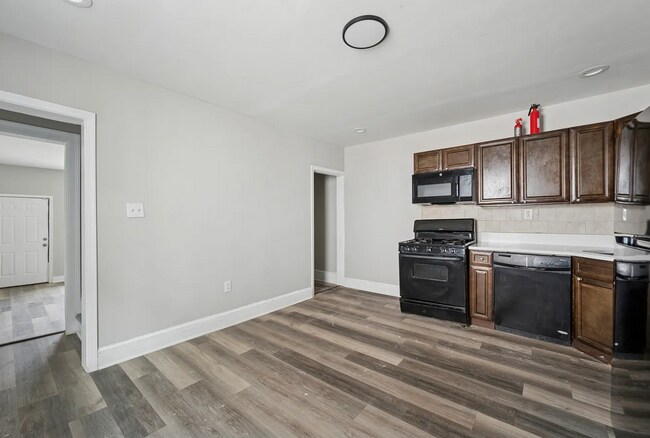 Foto del edificio - 424 N 64th St