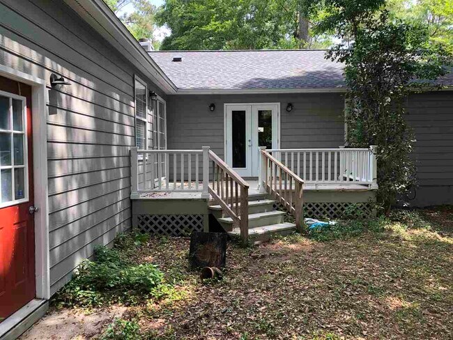 Building Photo - 3337 Wildwood Trail