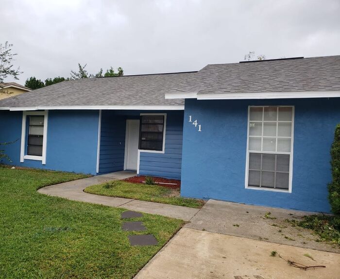 Foto principal - SPACIOUS 3/2 Duplex In Orlando! Great Price!