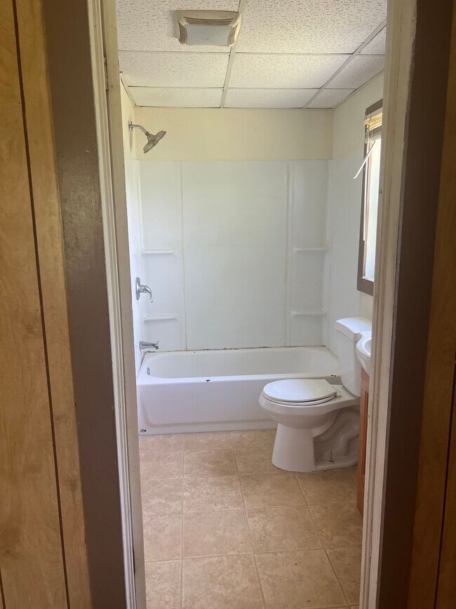 Foto del edificio - Cute 1 Bed 1 bath with nice yard