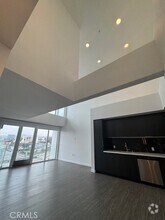 Building Photo - 5750 Hollywood Blvd