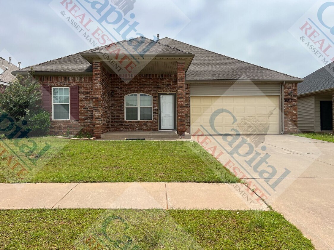 Primary Photo - Charming 3 Bedroom
