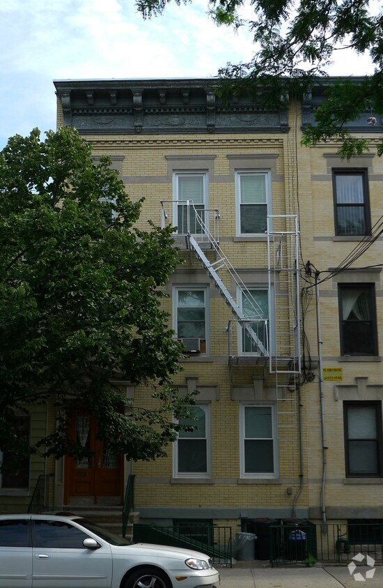 Foto del edificio - 609 Fairview Ave