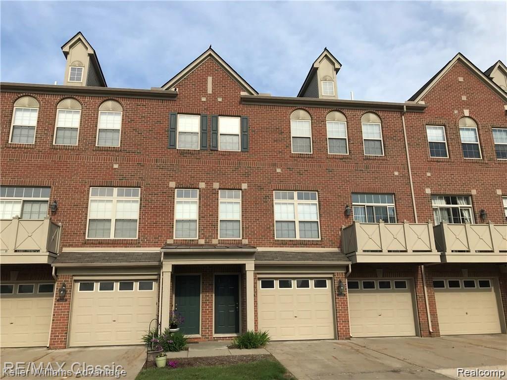 39862 Rockcrest Cir, Northville, MI 48168 Condo for Rent in