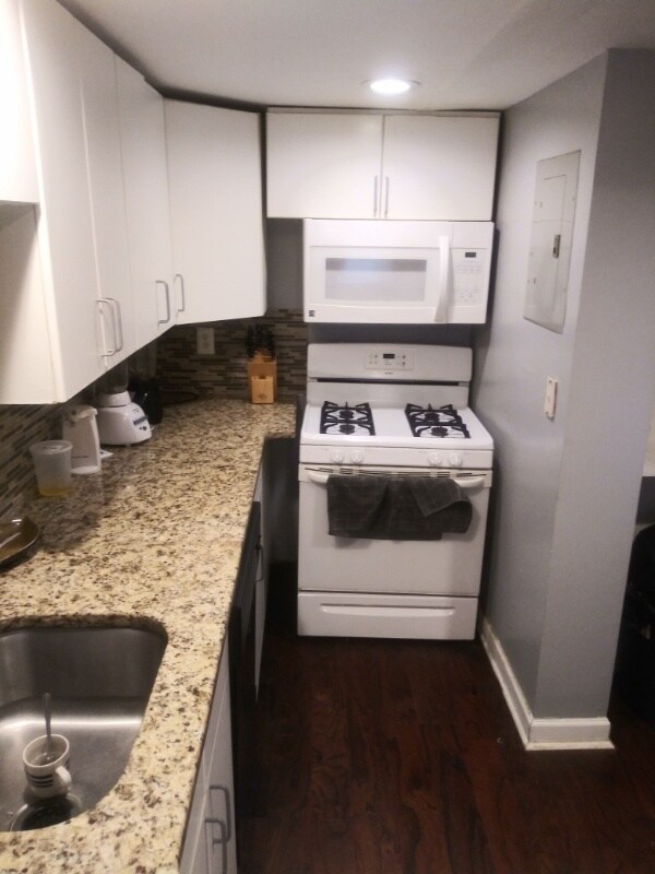 Building Photo - 557 Northridge Crossing Dr