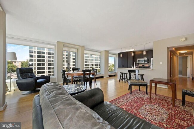 Foto del edificio - 1101 3rd St SW