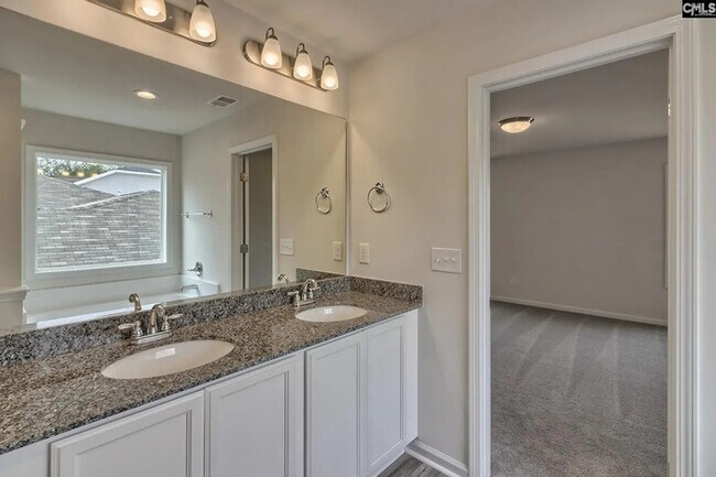Foto del edificio - Beautiful 4 Bedroom Home for Rent – 2.5 Baths, 2-Car Garage