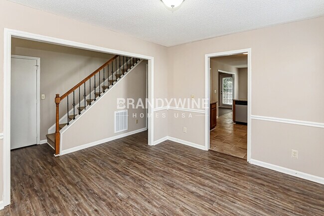 Foto del edificio - NEW Lower Rental Rate Leasing Special: Mar...