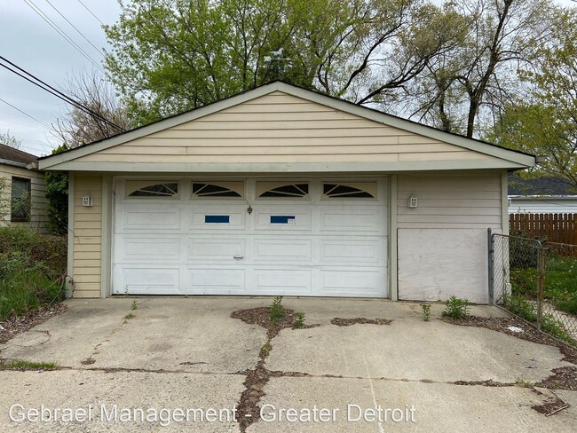Foto del edificio - 2 br, 1 bath House - 27645 Avondale St.