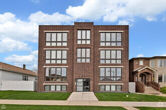 Building Photo - 2817 N 75th Ave