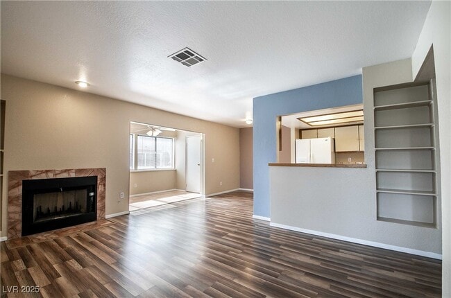 Building Photo - 1311 Del Mar St