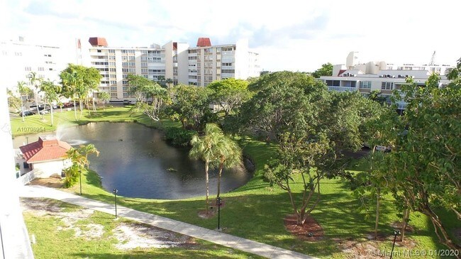 Building Photo - 7051 Environ Blvd