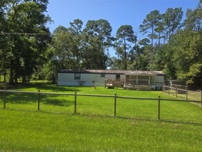 Building Photo - 215 Co Rd 429