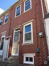 Building Photo - 1853 Sepviva St