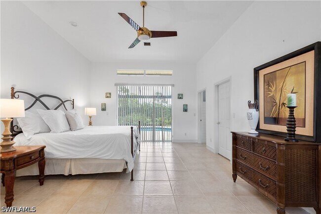Building Photo - 657 Soliel Dr