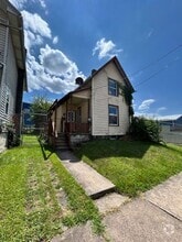 Building Photo - 649 2nd St