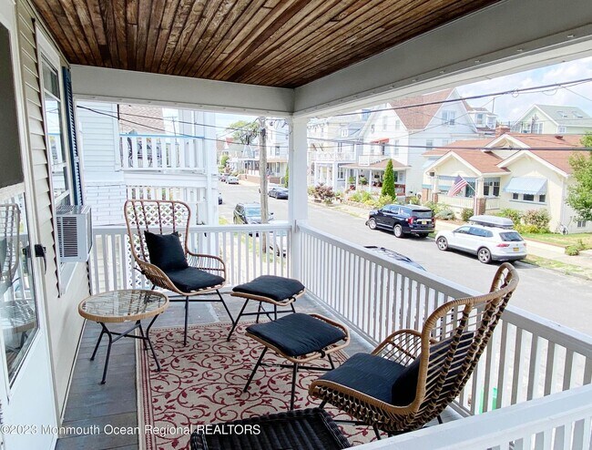 Foto del edificio - 50 1/2 Cookman Ave-50