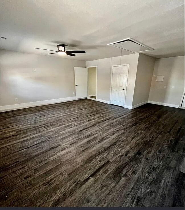 Building Photo - 2810 Diamond Fld