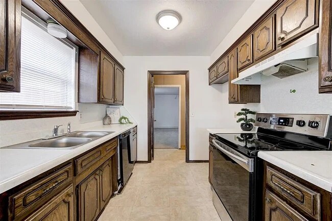 Foto del edificio - 216 Klondike Dr