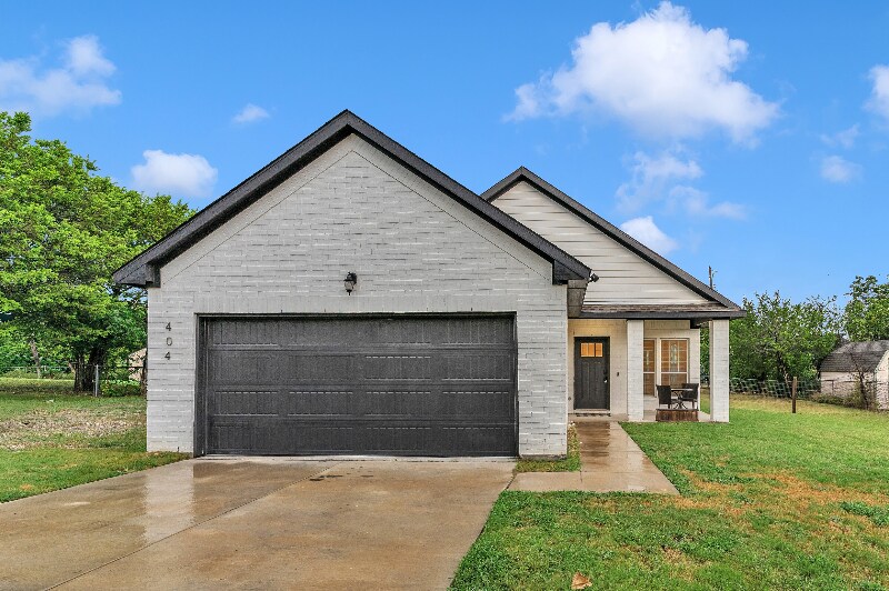 Foto principal - 404 Onyx Dr