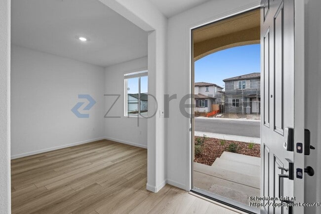 Foto del edificio - 2494 Zellerbach St