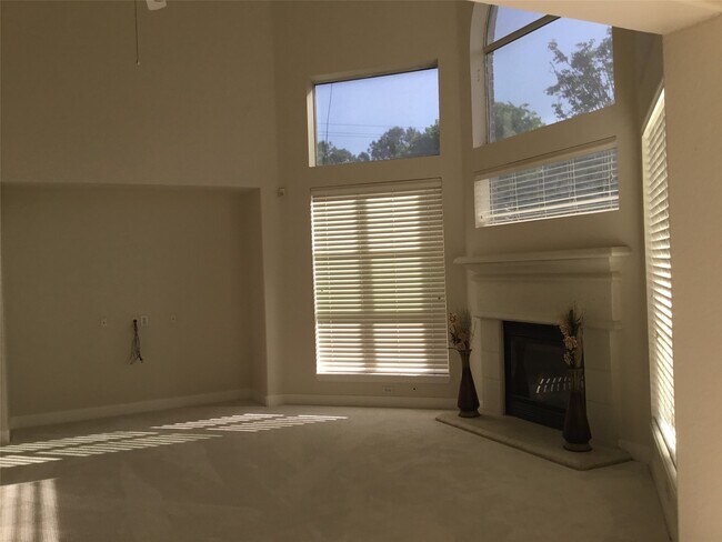 Foto del edificio - 4810 N Pine Brook Way