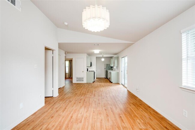 Foto del edificio - 8110 Willet Trail