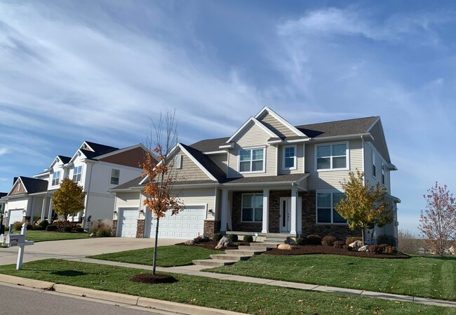 Foto del edificio - 2738 Kittansett Dr