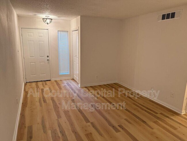 Building Photo - 2707 Windswept Cove