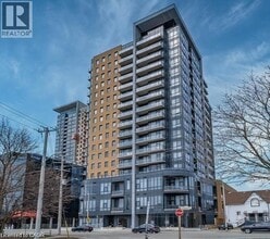 Building Photo - 100 Garment St