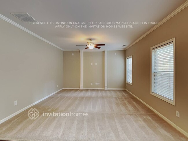Building Photo - 5634 Elwood Cir