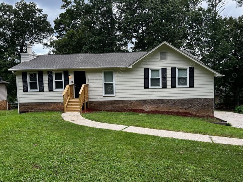 1526 Wilderness Ln, Birmingham, AL 35235 House Rental in Birmingham
