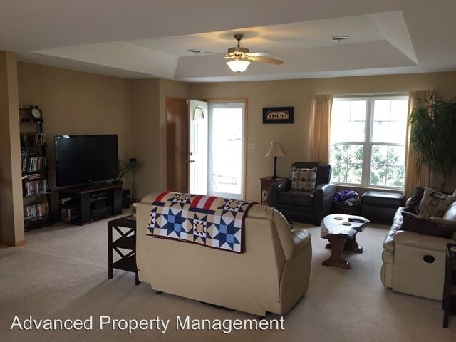 Building Photo - 3 br, 2 bath House - 300 Brookvalley Dr.