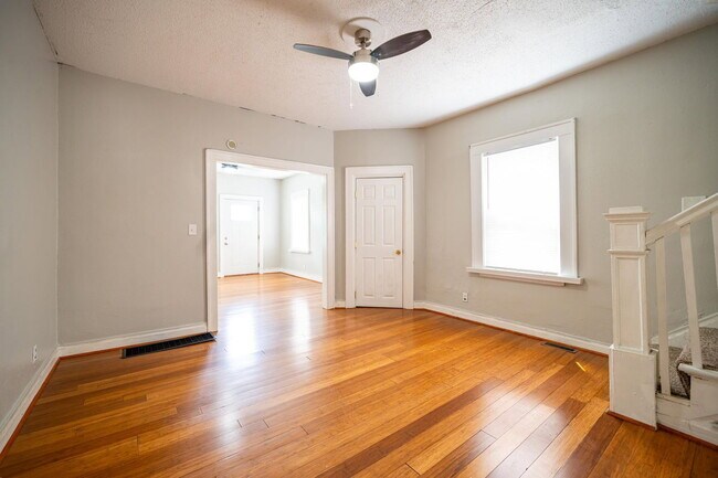 Foto del edificio - 1429 N 6th St