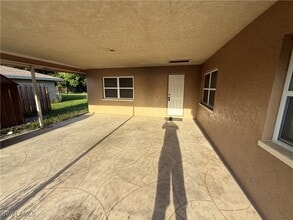 Building Photo - 5820 Algiers St