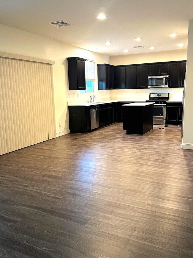 Foto del edificio - 6654 Ivory Dove Ct
