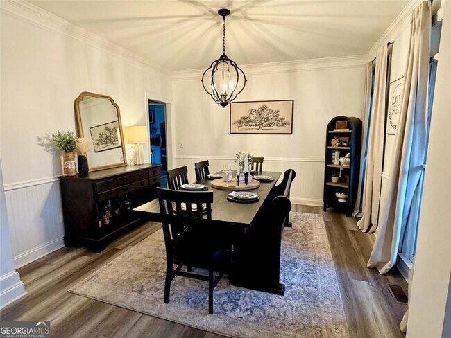 Foto del edificio - 203 Baywood Ln