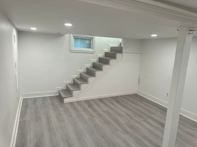 Foto del edificio - 32 Fairmont Ave