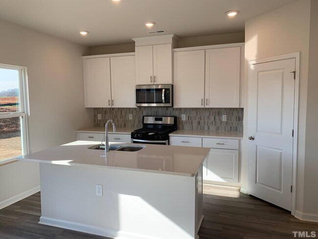 Foto del edificio - 7138 Stratified Ct