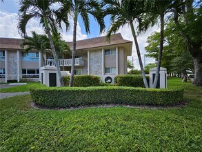 Building Photo - 7490 Miami Lakes Dr