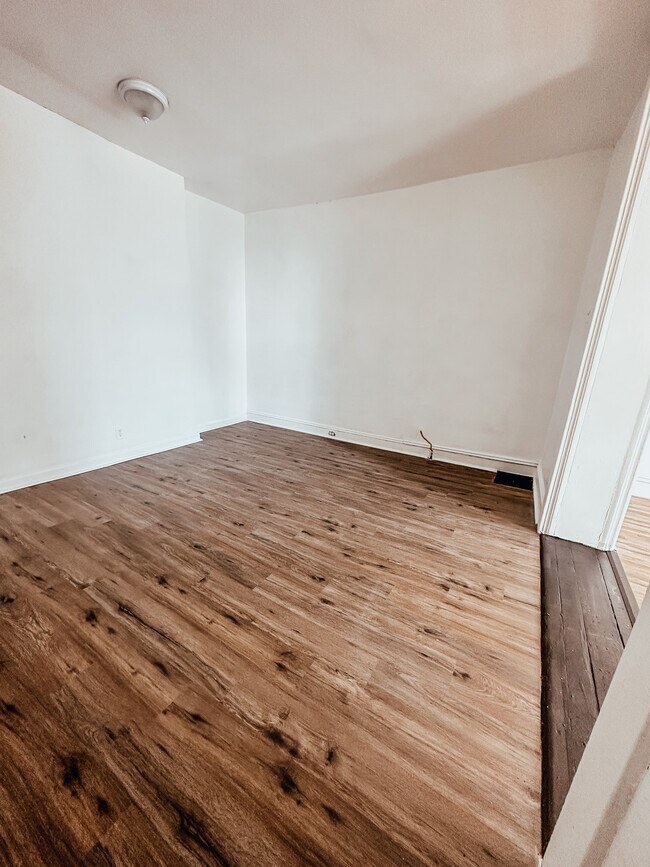 Building Photo - 120 E Church St