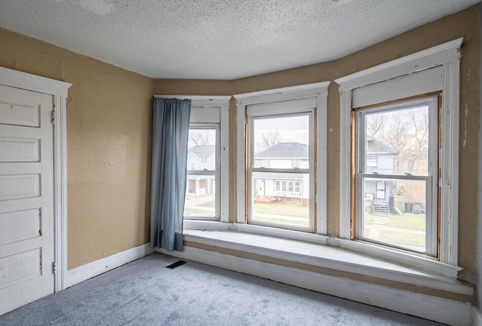 593 Alger St, Detroit, MI 48202 House Rental in Detroit, MI