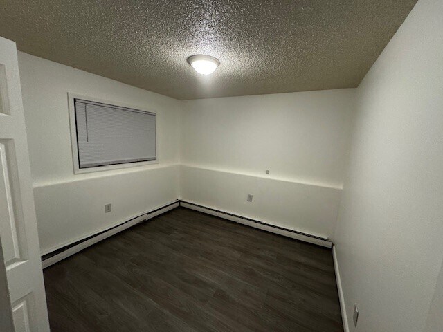 Foto del edificio - 12250 Ellen Ave