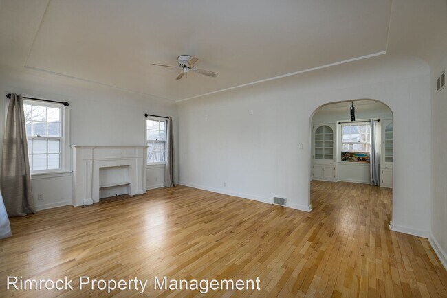 Foto del edificio - 4 br, 2 bath House - 2208 Pine St