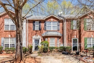 Building Photo - 5607 Strathmoor Manor Cir