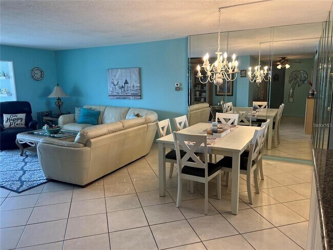 Foto del edificio - 855 Bayway Blvd