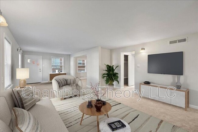 Building Photo - 2620 13th St S